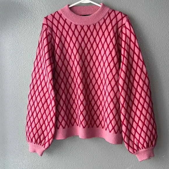 Vici Pink & Red Sweater Size M - Picture 3 of 5
